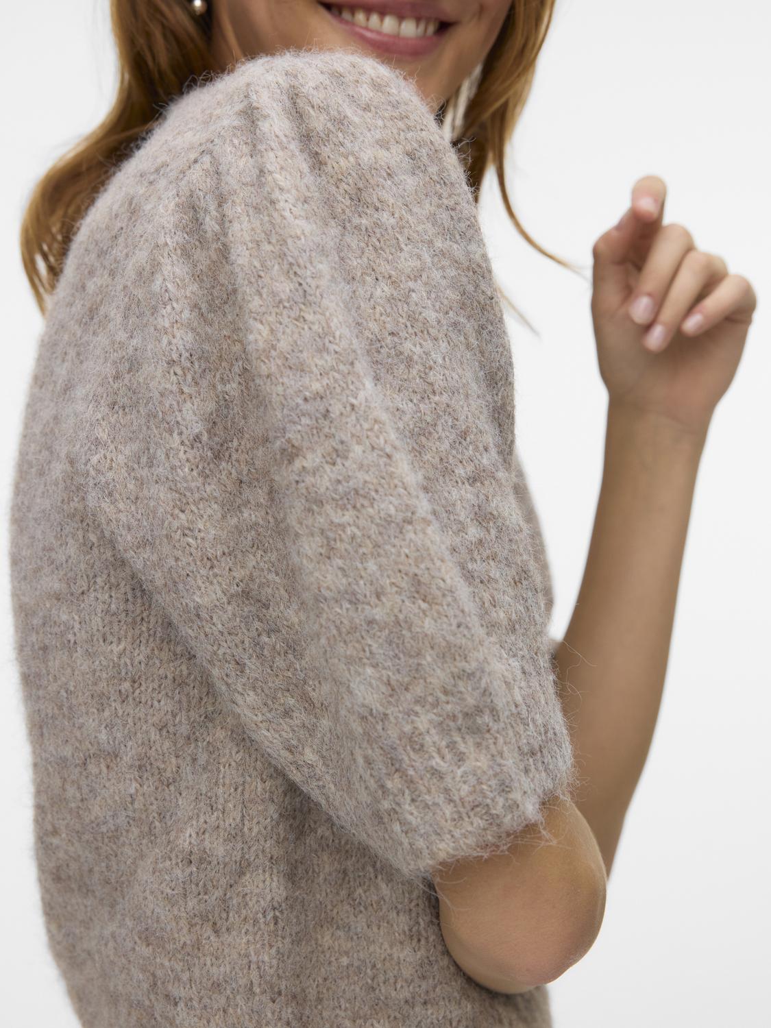 model_shot-detail